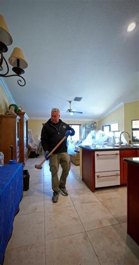 Stop DESTROYING Your Kitchen Cabinets!🛑🔨 Save your Drywall with this Demo Trick #shorts #renovation