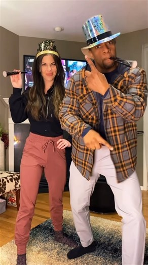 12/31/23: Goodbye, #2023 ! 🥂🎉 #newyear #celebrate #chandelier #sia #123123 #music #dance #smile #reflect #dream #goals #evolve #dream #2024 | Flowfit Life