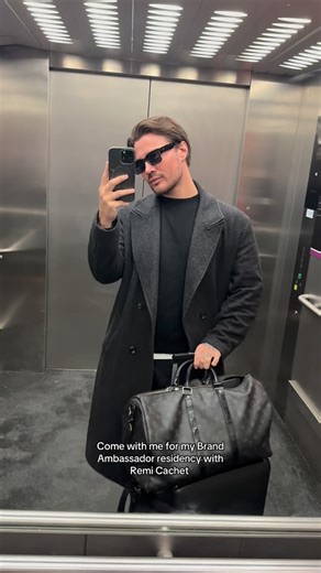 Christopher Laird | UK |Celebrity,Session & Bridal Stylist on Instagram: "Come with me for @remicachet Brand Ambassador Residency at @sta__studios Up early ✈️ Clouds ☁️ Straight to Shoreditch Hotel, trolley, clients A couple bridal moments 🤍 Didn’t film loads — just one of those in-and-out days And just like that already on the flight home ✨🏴󠁧󠁢󠁳󠁣󠁴󠁿"