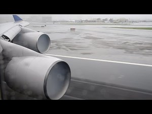 United 747 Overcast Takeoff/Landing - BusinessFirst (SFO-ORD)