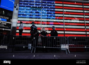 Protestors rally in Times Square against the death of Minneapolis, Minnesota man George Floyd at the hands of police on May 31, 2020 in New York City. Floyd's death was captured in video that went viral of the incident. Minnesota Gov. Tim Walz called in the National Guard today as looting broke out in St. Paul. (Photo by John Nacion/NurPhoto Stock Photo - Alamy
