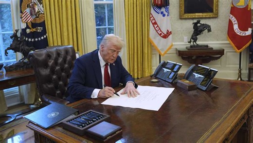 Trump says he will offer $5M 'gold cards' for path to citizenship