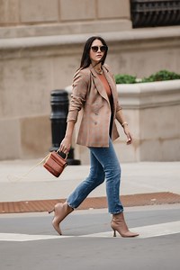 How to Style A Plaid Blazer - the gray details | Lifestyle Blog