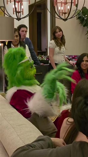 La polémica de Cindy Lou: Humor y críticas 2023