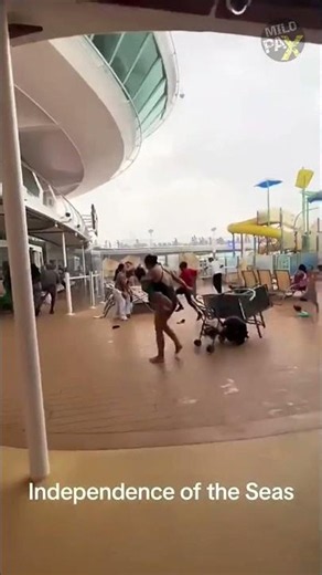 What Does a Cruise Ship Feel Like During a Storm? 😱🚢
