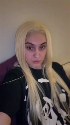 Henessy 🧞‍♀️ (@youdontknowmenowyoudo)’s videos with sonido original - Lyrics