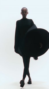 1.3K views · 10K reactions | Moda. Arte. Design. Desde 1979✨ | Melissa | Facebook