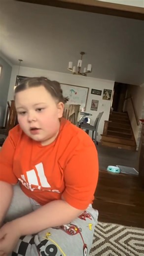 When Amelia gave away expensive bag!😳 full video in my story! #viralreels #fyp #parenting #TopFans #reels | Amelia Dailytv