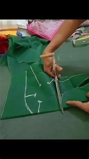 Easy Blouse cutting in 5 min!#fashion #shorts #truedialogue