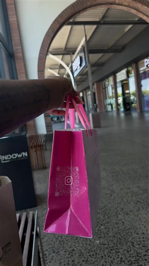 Installing a Gorgeous Wig from Aidan Beauty