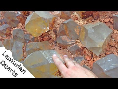 HUGE LEMURIAN QUARTZ CRYSTAL CLUSTER FROM ARKANSAS | Avant Mining Voretx Mine