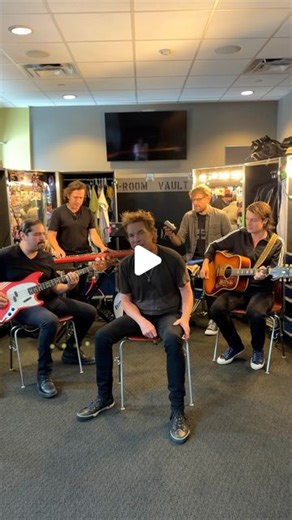 train on Instagram: "Calling All Angels hits even deeper acoustic 🙌🏼💙 Sending anyone love who needs it, today & everyday."