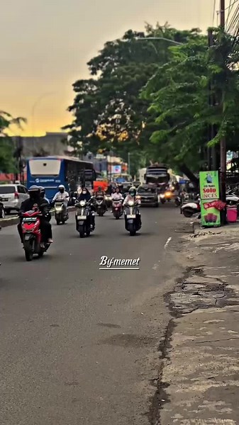 CILEDUG BATURETNO SETIAP HARI JAM SORE 17.00 BUS SAS 24 SONDENO ABDI SOEKARNO ⭐ YANG MAU PESEN TIKET BISA LANGSUNG KE LOKET TERMINAL LEMBANG CILEDUG BUS SAS 24 YANG MAU NOMER AGEN CILEDUG BISA HUBUNGI NOHP/WA 085887390966 MAS @bakul tiket Ciledug#ciledug24jam