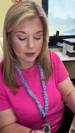 🌟 Tired of boring paper clips? Spice up your notes with these adorable Heart Pen Clips! 💖✨ With 3 gorgeous colors (Rose Gold, Silver, and classic Steel) and a pack of 6, these aren’t just clips—they’re tiny accessories for your planners, journals, or gifts. Perfect for school, office, or craft time! Durable, cute, and multifunctional. Who knew staying organized could be this stylish? 😍📎 👉 Grab yours now and add a touch of love to your paperwork! #HeartPaperClips #CuteOfficeSupplies #Station