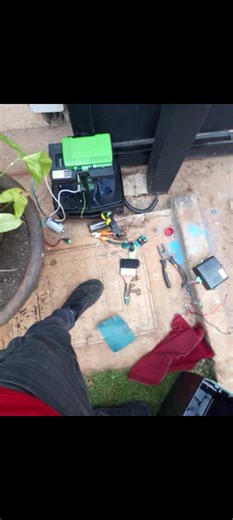 #D10 smart repair and maintenance... #sliding gate automation system installation