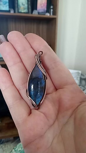 Beautiful Dark Blue Labradorite Lore of the Inuit people claims Labradorite fell from the frozen fire of the Aurora Borealis, an ordinary stone that transforms to the extraordinary, shimmering in a mystical light that separates the waking world from unseen realms. It is, in every sense, a Stone of Magic, a crystal of shamans, diviners, healers, and all who travel and embrace the universe seeking knowledge and guidance. For self-discovery, it is excellent for awakening one’s own awareness of inne