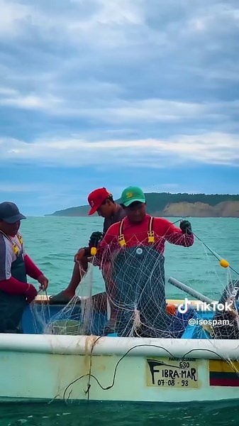Descubre la belleza de Canoa, Ecuador