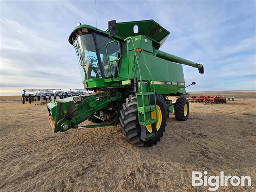 1995 John Deere 9600 2WD Combine | Agriculture