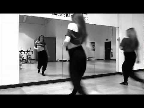 Beyonce feat Shakira - Beautiful Liar