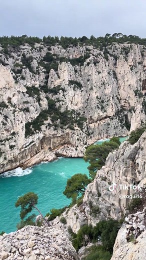 Découvrez la Calanque d’En-Vau entre Marseille et Cassis