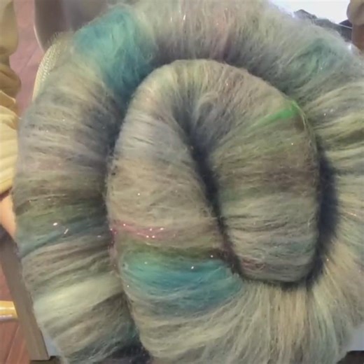 Carding Art Batts for spinning