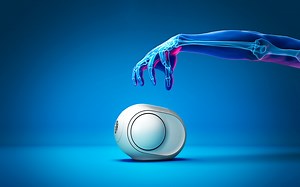 Devialet presenterar högtalaren Phantom Reactor. Mindre modell med samma klassiska design som föregångarna.