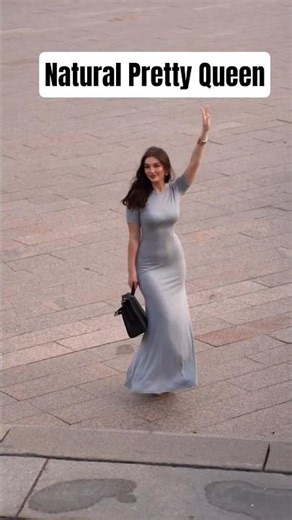 Elegant Silver-Grey Maxi Dress | Sophisticated Street Style OOTD #MiranModa #ElegantFashion #OOTD