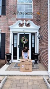 Fall is coming 🍂 Type below Fall Decor and all the details will be send to your inbox! 1- Topiary Balls: instantly elevate your outdoor space with these faux UV resistant boxwood Topiary- they come in many other colors for fall and with faux mums! 2- Pumpkin jars 3- Pumpkin mugs 4-Eucalyptus tree with a spotlight - instantly brings the coziness to any spacs 5-Storage basket with lid to store throw blankets. Which one would you get? 6- tree coasters that can be used as decor #falldecor #homefind