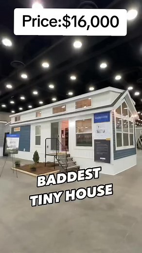 🚨 STOP SCROLLING… THIS IS NOT A JOKE 🚨 This “tiny house” is nicer than most FULL-SIZE homes 😳🔥 🏡 Look at this… ✨ Modern luxury design ✨ Huge windows = natural light ALL day ✨ Clean finishes open layout ✨ Perfect for Airbnb, backyard living, or full-time home 👀 People are calling this the “BADDEST tiny house” for a reason 💰 PRICE: $16,000 💵 DOWN PAYMENT: $4,000 📆 MONTHLY: $400 🚚 Nationwide delivery available ⚠️ These don’t stay available long… first serious buyer gets it 📩 COMMENT “HOU