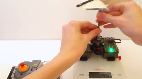 Will LEGO Technic Propellers Actually Fly? Watch the Ultimate Test of Engineering Brilliance!