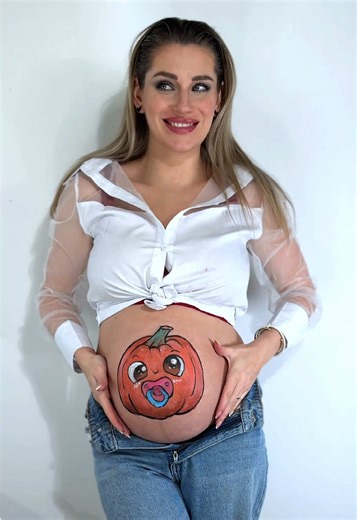 NOVÝ DÍL 👀 Tak co… uhádli jste to tentokrát? 😂 Upřímně – tohle už není úplně roztomilé 🤣 Ale když vás ta série tak baví… tak maluju dál 😅🎨 #jakvelkejemiminko #novaserie #maminka #babyontheway❤️ #miminko