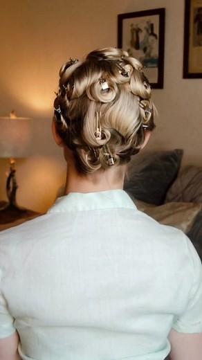 1950s Hair art #vintagehairtutorial #1950shair #hairisart