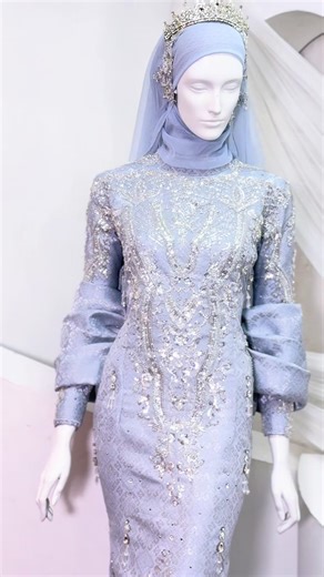 Stunning Ice Blue Bridal Decor Inspiration