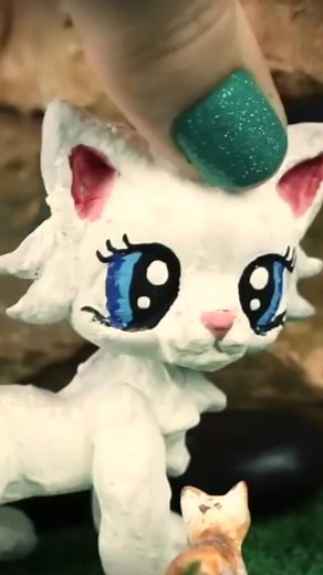 Warrior Cats - Into the Wild: Episode 15 - “Taking Back What’s Ours” Part 2 in less than 60 seconds…Watch the Full Episode: https://youtu.be/VDFd3x4sYSc #warriorcats #intothewild