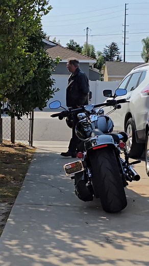 Godzilla - BOC #harleydavidson #softailbreakout #arlenness #performancemachine #scorpionexo #gopro #cardosystems #biltwell #bikersofinstagram #theoc #orangecounty #blueoystercult #godzilla | Bryan Winchester