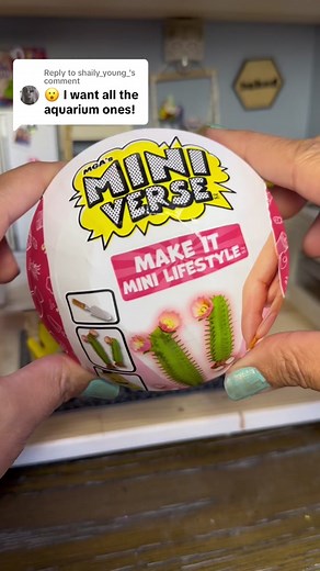 Replying to @shaily_young_ Same🙌🏼 I need all tanks🐟🐠🐢 @Miniverse Make it Mini Lifestyle Goldfish #miniatures #makeitminiverse #miniverselifestyle #miniverse #makeitmini