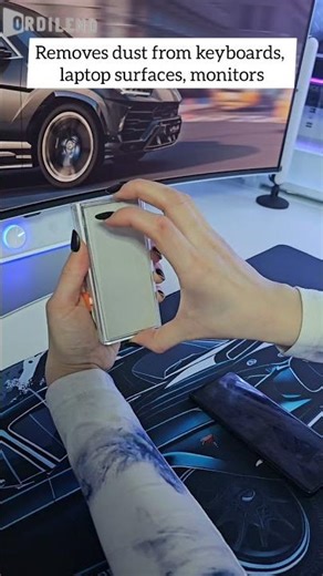 A compact 10-in-1 cleaning kit for all your devices