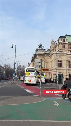 Explore the Breathtaking Vienna State Opera