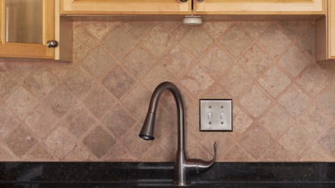 These Are The Best Kitchen Backsplash Colors