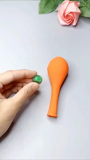 A fun quick and easy DIY for Halloween 🎃 👉 Follow @Halloweenwebring 👉 Follow @Halloweenwebring 👉 Follow @Halloweenwebring 👉Tag a friend below 👉 Join our Spooktacular Newsletter (Link in Bio) #halloween #spooky #horror #halloweencostume #october #spookyseason #art #pumpkin #halloweenmakeup #fall #happyhalloween #makeup #trickortreat #love #halloweendecor #autumn #scary #horrormovies #cosplay #witch #photography #creepy #michaelmyers #handmade #goth #halloweenparty #instagood #costume #ghost