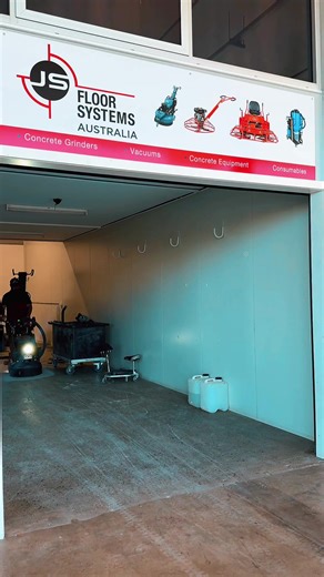 Customer demo today with the DF20 Grinder & V2 Vacuum This little duo is honestly the perfect start-up setup🔥 Simple. Strong💪🏽 Gets the job ✅ Customer Feedback - I’ll take two sets ✈️