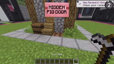Every way to use a pig in Minecraft