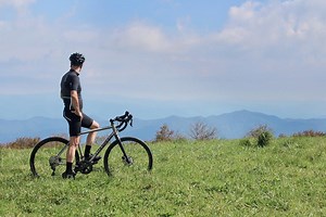 Looking for a gravel bike or versatile all-road bike? Our titanium Cherohala and GRAVEL models are the perfect match for rough roads and terrain. | Litespeed Bicycles