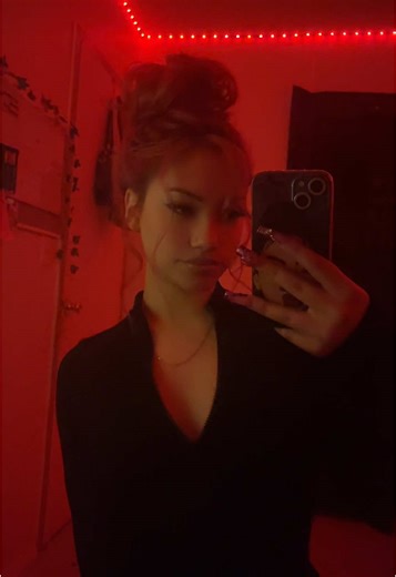 Red led lights 😮‍💨🫶🏼