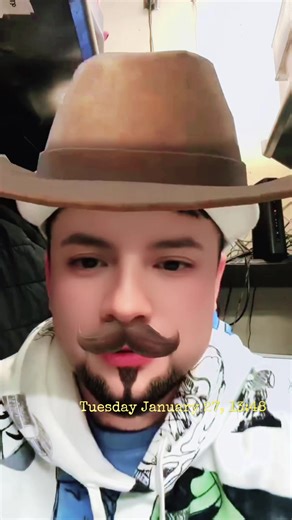 Aquí todos los regalos valen oro #fypシ #regalos #sombrero galería