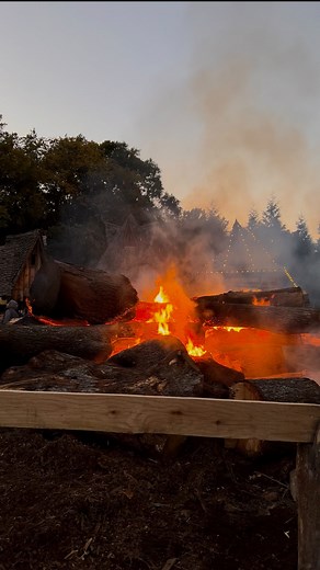 Morgan Fray on Instagram: "🎃2025 Haunted House Guide: DMV🎃 After years of attending these haunted houses, here is the perfect guide to checking out the haunted attractions near Washington DC this season✨ 🏚️ Laurel’s House of Horror | @laurelshouseofhorror 📆 Sept 20th-Nov 1st 📍Laurel, MD 🏚️ Bennett’s Curse | @bennettscurse 📆 Sept 26th-Nov 8th 📍 Baltimore, MD 🏚️ Legends of the Fog | @legendsofthefog 📆 Sept 27th-Nov 8th 📍 Aberdeen, MD 🏚️ Cornstalker’s Trail of Terror | @cornstalkers_tra