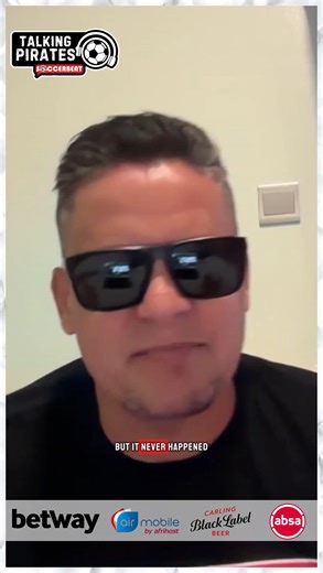⚽️ Moeneeb: Pirates are catching Sundowns! ⚽️ Moeneeb Josephs expresses his excitement about Orlando Pirates closing in on Mamelodi Sundowns in the Betway Premiership! ☠️🔥⚽️ ▶️ WATCH NOW: https://f.mtr.cool/vcuunjsdxu #AirMobile #BetwayPrem #CarlingKnockout | SoccerBeat
