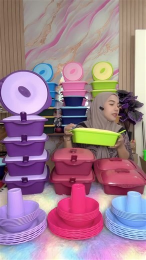 HVC 5 IN 1 COMBO SET Microwave-Safe Food Saver Container Party Serving Tray Set with Ladle