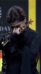 1.9M views · 3.5K reactions | Nayanthara emotional moments  #nayanthara #ladysuperstar #trendingreels #reelsinstagram #emotional #siima2024 #lovelycouples | Nayan Wiki | Facebook