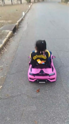 Paperboy Philly on Instagram: "Am sweating 🤦"